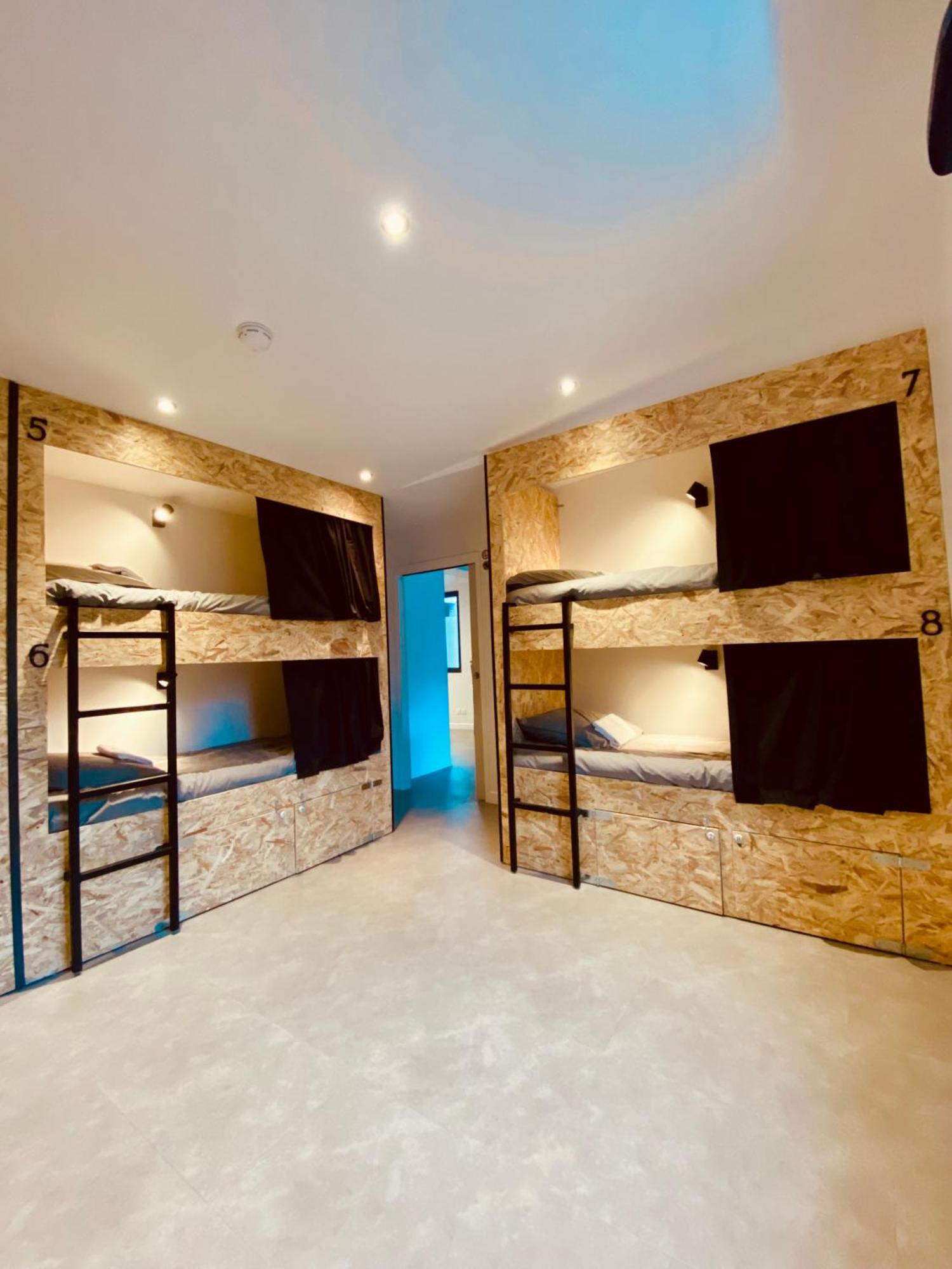 The Share House Apartment Tille ภายนอก รูปภาพ